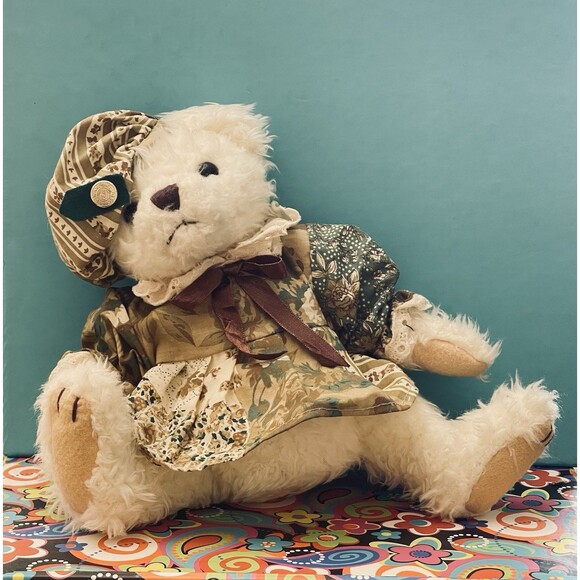 VTG 1996 Pickford Brass Button Bear Opal Stuffed Animal w/ Outfit & Hat - Picture 3 of 7